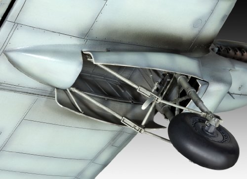 Revell 1:32 Scale Heinkel He111 H-6