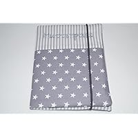 Mutterpasshülle für den deutschen Mutterpass Sterne grau und grau weiß gestreift bestickt mit 
