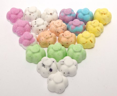 Bee Beautiful 50 X 10g Mixed Scents Mini Flower Bath Bombs - Mix 1