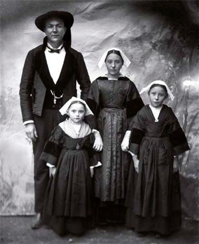 Download ZACHARIE LE ROUZIC ARCHEOLOGUE ET PHOTOGRAPHE A CARNAC