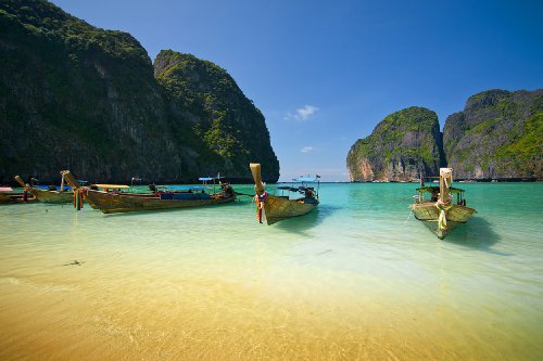 Bilderdepot24 Vlies Fototapete „Tropical Beach in Ko Phi-Phi Ley island -Tailand“ 270×180 cm – direkt vom Hersteller, inklusive Kleister - 2