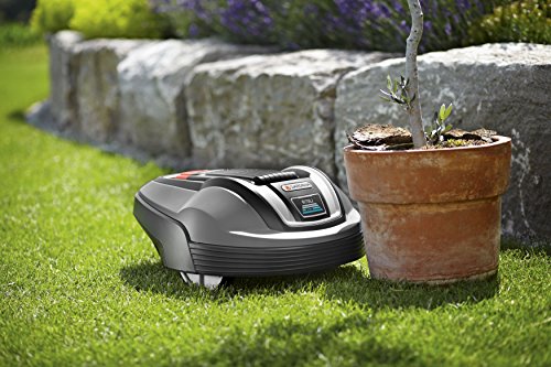 Gardena 04072-60 Mähroboter R70Li, bis zu 700 m² - 3