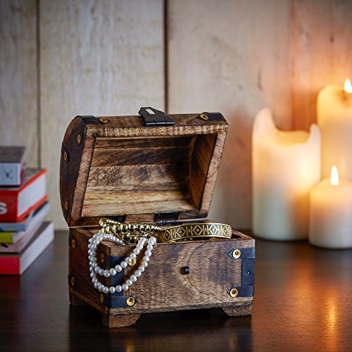 Holztruhe (Holzkiste) als Schatztruhe – mit Gravur zur Hochzeit – Unser Hochzeitsschatz – Schmuckkästchen, Aufbewahrungsbox, Bauernkasse oder Spardose – dunkles Holz- 14 cm x 11 cm x 13 cm - 4