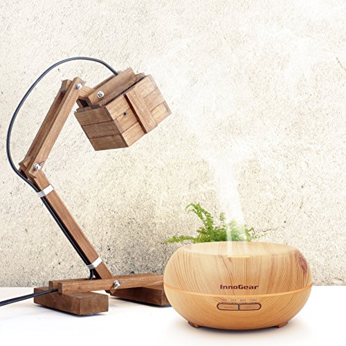 InnoGear 200 ml Aroma Diffusor,Aromatherapie Diffusor, Ätherisches Öl Diffusor,Ultraschall Aromatherapie Diffusoren,Luftreiniger, Hausbefeuchter mit 7 veränderbaren farbigen LED Lichter und 4 Timer Modi, falls wasserlos schaltet es sich automatisch aus. Helle Holzmaserung - 7