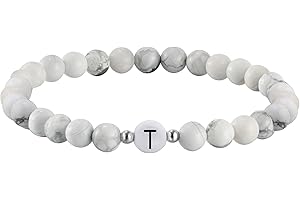 Kim Johanson Partner Perlenarmband mit Buchstabe aus Howlith Stein für Pärchen I Naturstein Freundschaftsarmband in Weiß I Geschenk für Paare mit Gravur I Für Frauen und Männer inkl. Schmuckbeutel