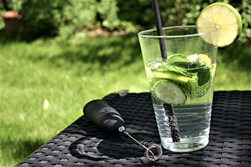CASA MIA Batteriebetriebener Milchaufschäumer mit Edelstahlfeder für Cremigster Milchschaum(Cappuccino, Caffe Latte, Latte Macchiato), Getränke und Cocktails und verschiedenen Saucen - 4
