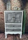 sideboard shabby schiebetür Egal wo sie diese Kommode platzieren, ob im Schlafzimmer als Wäscheschrank oder im Wohnzimmer als Geschirrschrank, diese Kommode passt ideal mit seinem Shabby Chic Style als Eyecatcher auch zu modernen Sachen.