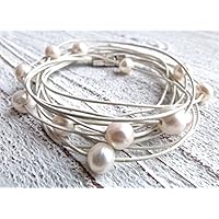 Lederarmband mit Süßwasserperlen in weiß Hochzeit Sommer
