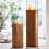 Die Windlichtsäule ist für Stumpenkerzen geeignet