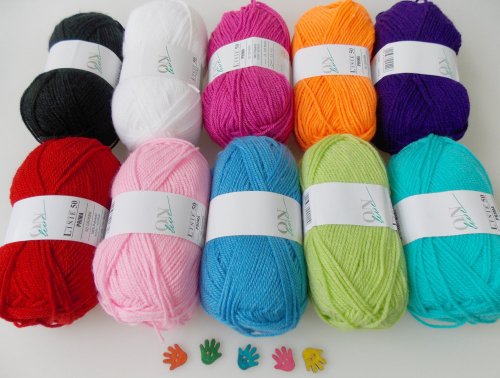 Wollpaket bunt mit 500 g Wolle Acryl + gratis 5 bunte Holzknöpfe Hand * zum Häkeln, Stricken und Basteln