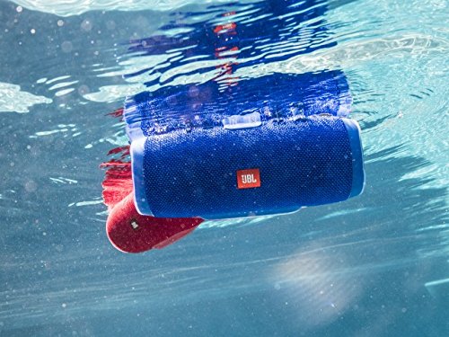 JBL Charge 3 Tragbarer Bluetooth-Lautsprecher (wasserdicht, mit 6000 mAh Power Bank und Freisprechfunktion) blau