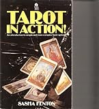 Image de Tarot in Action: An Introduction to Simple and More Complex Tarot Spreads