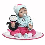 Schöne Puppe wird der gute Freund sein, der das Wachstum Ihres Babys begleitet. Es wäre gute Geschenke für Ihre Kinder.
