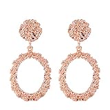 Los pendientes redondos huecos pueden combinar con la ropa adecuada para fiestas, bodas y diferentes ocasiones.