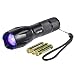 Produktbild LOFTEK LED UV Taschenlampe Handlampe, Ultraviolet 395nm UV Lampe einstellbarem Fokus, 3 AAA Batterie inclusive