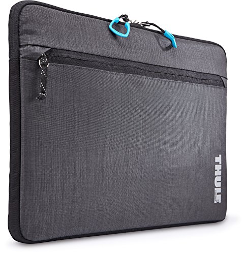 Thule Strävan Sleeve für MacBook Pro 15 Zoll grau