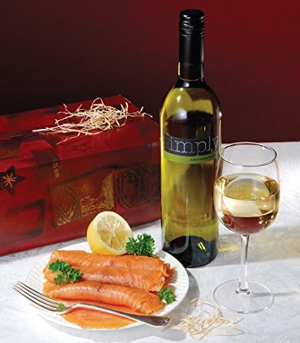 Salmon &amp; Sauvignon Hamper is an intense combination of Atlantic Smoked Salmon &amp; fine Chilean Sauvignon Blanc presented in a Fluted Gift Tray with FREE DELIVERY