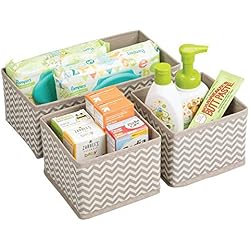 mDesign lot de 3 boîtes de rangement - trois organiseurs, deux tailles - système de rangement universel pour accessoires (couches, chiffons, ustensiles, etc.) - taupe/nature