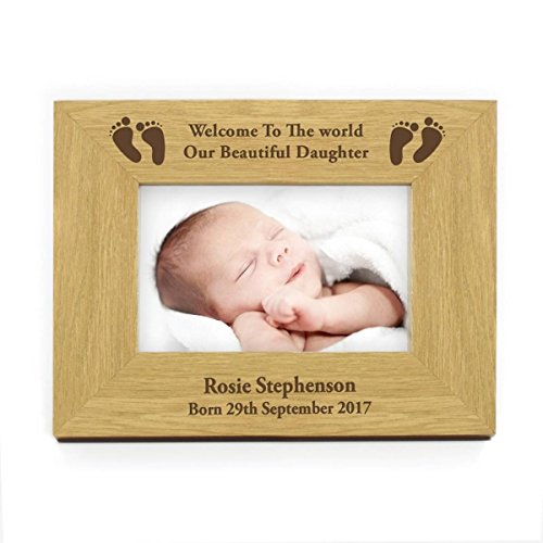 Landscape Baby Foot 6x4 Wooden Frame. This is a great product that can be personalised to your requirements ( please see main discription for full details ) Ideal gifts and presents for weddings, Christenings, Birthdays, Christmas etc…