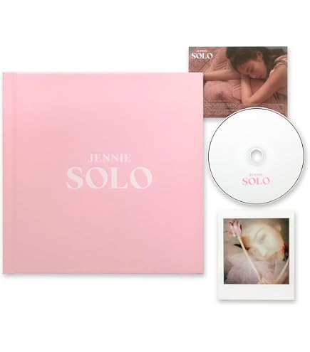 Jennie – The 1st Studio Album [Ruby] (Fotobuch Version) – Inkl. CD, Fotokarten & Extras