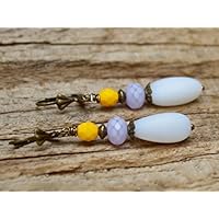 Vintage Ohrringe mit Glasperlen - Oliven - weiß, gelb, flieder & bronze