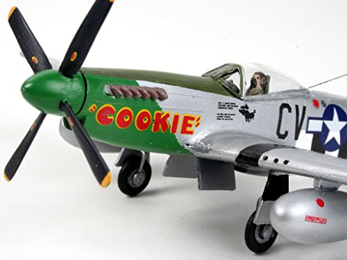 Revell 4148 - Maquette P-51D Mustang à Peindre Et Coller - Échelle 1/72 - 34 Pièces