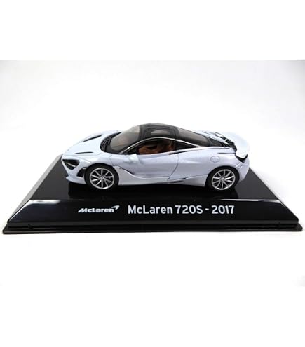 Miniature Aston Martin Grise Aston Martin DB11 2016 1/43 IXO Supercars – Boîte Vitrine Fissurée – Bonne Affaire