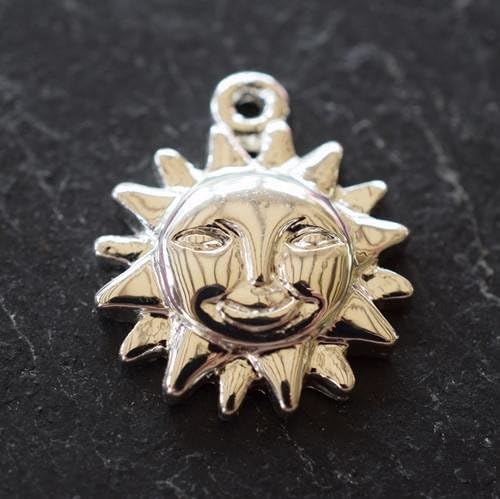 Nature Charms | Sun | Pack of 2 | Variety of Pack Sizes | Free Delivery
