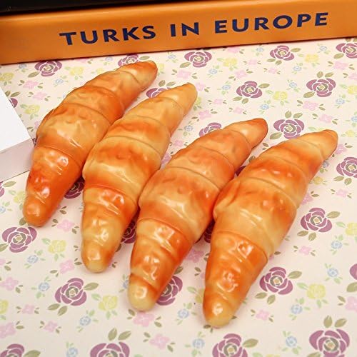 iTemer 1x Ballpoint Pen and Fridge Magnet 2 in 1,Novelty Croissant Shape Design 0.5mm Ballpoint Pen in Black incl and Creative Fridge Sticker Gift– Refillable Medium Ballpen