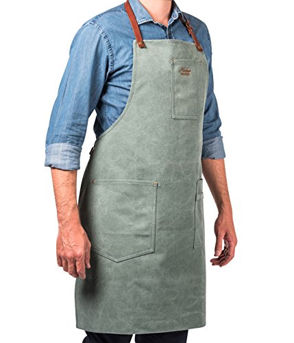 Alaskan MAKER Tablier de Cuisine en Toile Vintage et Cuir Multipoches N°325 - Liens à Nouer, Taille Universelle pour Hommes et Femmes (Vert)