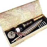 ✔Regalo perfecto: diseño exquisito, excelente embalaje, elegante y lujoso bolígrafo de regalo para escritores, tipos creativos, artistas, también queridos amigos y seres queridos. Disfruta de los cumplidos en tus preciosos bolígrafos de caligrafía, nunca te cansarás de la corriente de cumplidos que obtienes de este bonito bolígrafo.