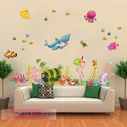 WandSticker4U- Wandtattoo „Unterwasserwelt mit Schatztruhe“ bunt | Effektbild: 122x68cm | Aquarium Fische Hai Unterwasser See Ozean | wasserfeste Wandsticker Fliesen Sticker Deko für Kinderzimmer Kinder Badezimmer Bad GROSS - 2