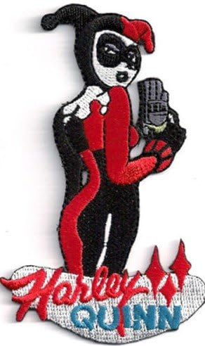 Batman Harley Quinn Red &amp; Black Embroidered Badge Patch Sew-on or Iron-on 10.75cm