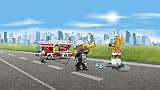 Lego City 60107 Feuerwehrfahrzeug mit fahrbarer Leiter - 9
