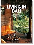 Living in Bali (Bibliotheca Universalis) by 