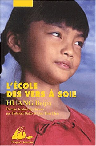 couverture de : L'&eacute;cole des vers &agrave; soie