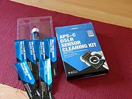 VSGO Kamera APS-C Sensor Reinigungs Kit f&uuml;r 6 bis 12 Reinigungen, 12x Swab 16mm "staubfrei, vakuumverpackt" 15ml Fl&uuml;ssigreiniger
