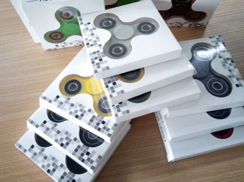 Tri Fidget Hand Spinner Toy,Stress Reducer Ultra Durable High Speed Ceramic Bearing Fidget Finger Toy Can Continue to Rotate for 1-3 minutes - Perfect for ADD / ADHD / Anxiety / Autism And Stress Relief Adult Children,Office Desk Gadget (Turquoise) Tri Fidget Hand Spinner Toy,Stress Reducer Ultra Durable High Speed Ceramic Bearing Fidget Finger Toy Can Continue to Rotate for 1-3 minutes - Perfect for ADD / ADHD / Anxiety / Autism And Stress Relief Adult Children,Office Desk Gadget (Turquoise)