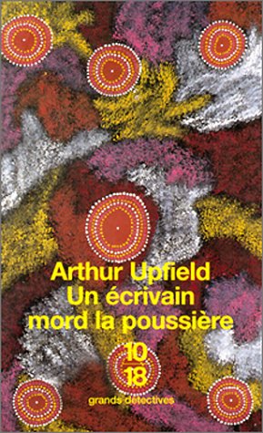 couverture de : Un &eacute;crivain mord la poussi&egrave;re