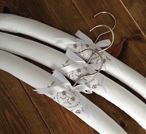 Luxury Embroidered Padded Clothes Hangers - Set of 3 - Superior Quality - Style 8 (Grey Heart)