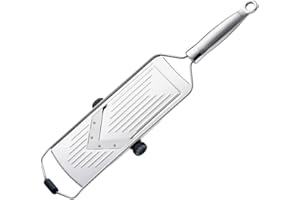 ‎RÖSLE RÖSLE Hobel mit V-Klinge, Hochwertiger V-Hobel für Gemüse wie Gurken oder Tomaten, 5 Schnittstärken, mit Silikonstandfuß, Edelstahl 18/10, inkl. Gemüsehalter und Schutzcover, 46 x 13 x 3 cm