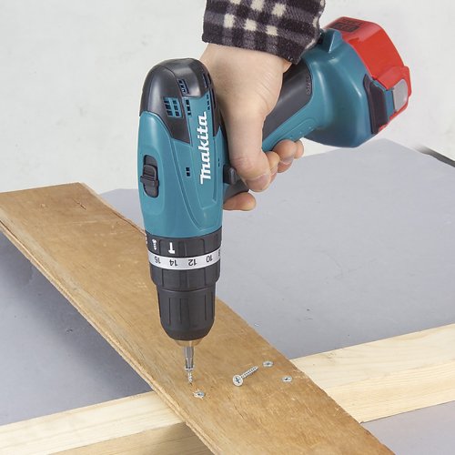 Makita 8271DWAE Akku-Schlagbohrschrauber 12 V, 2 Akkus und Ladegerät - 2