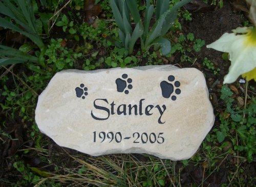 Natural-Personalised-Sandstone-Pet-Memorial-Stone-Plaque