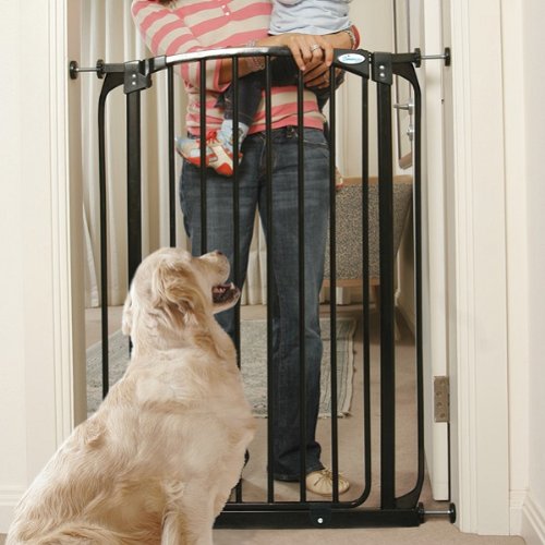 Dreambaby Extra Tall Swing Closed Stair Gate Black 71cm - 109cm