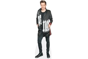 CELEBRITY CUTOUTS Michael Patrick Kelly (Black Outfit) Pappaufsteller mini