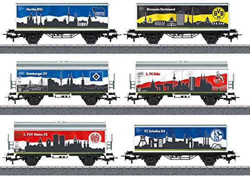 Preisvergleich Produktbild Märklin 44813 - Start Up Wagen-Set Bundesliga (Set 2)