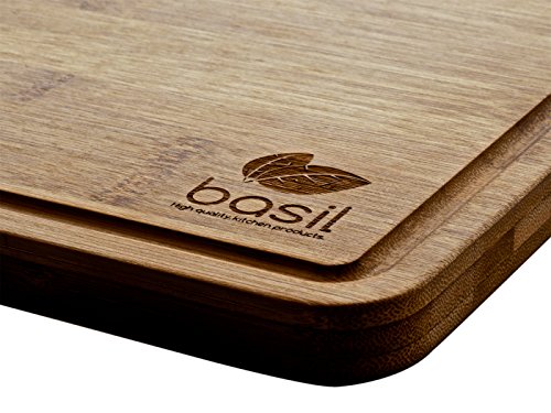 BASIL | Bambus Schneidebrett und Küchenbrett | extra Groß | 39cm x 30cm x 1,8cm zum Kochen, Backen, Schneiden | Hackbrett – Tranchierbrett – Servierbrett – Schneidebrett – Küchenbrett | inkl. Pflegeanleitung und Zufriedenheitsgarantie - 4