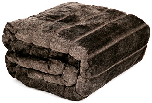 Mantas de Cama y Colchas de Sofa Mantas Piel Sintética y reverso de forro polar + Bolsa de Almacenamiento 140 x 180 cms Airee Fairee(Marrón)