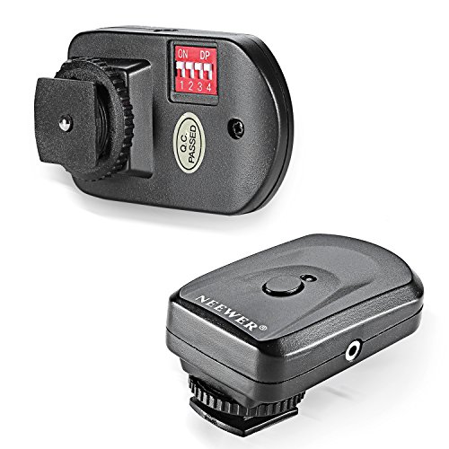 Neewer 16 Canaux FM Radio Kit de D  clencheur    Flash Sans Fil 1   metteur   3 R  cepteur   1 C  ble De Synchro pour Canon 580EX II 580EX 550EX 540EZ 520EZ 430EX 430EZ 420EX 420EZ 380EX  Nikon SB-800 SB-600 SB-28 SB-27 SB-26 SB-25 SB-24  Olympus FL-50 FL36  Pentax AF-540 FGZ AF-360 FGZ AF-400 FT AF-240 FT  Sigma EF-500 DG Super EF-500 DG ST EF-430  Sunpak Auto 2000DZ 622 Pro 433AF 433D 383 355AFm 344D 333D  Vivitar 285HV et d   Autre Flash avec Sabot Universel