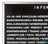 Die klassische Infotafel. Einfaches Anbringen und Austauschen des Textes.